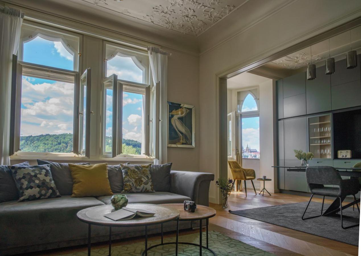 Mn6 Luxury By Adrez * Praga