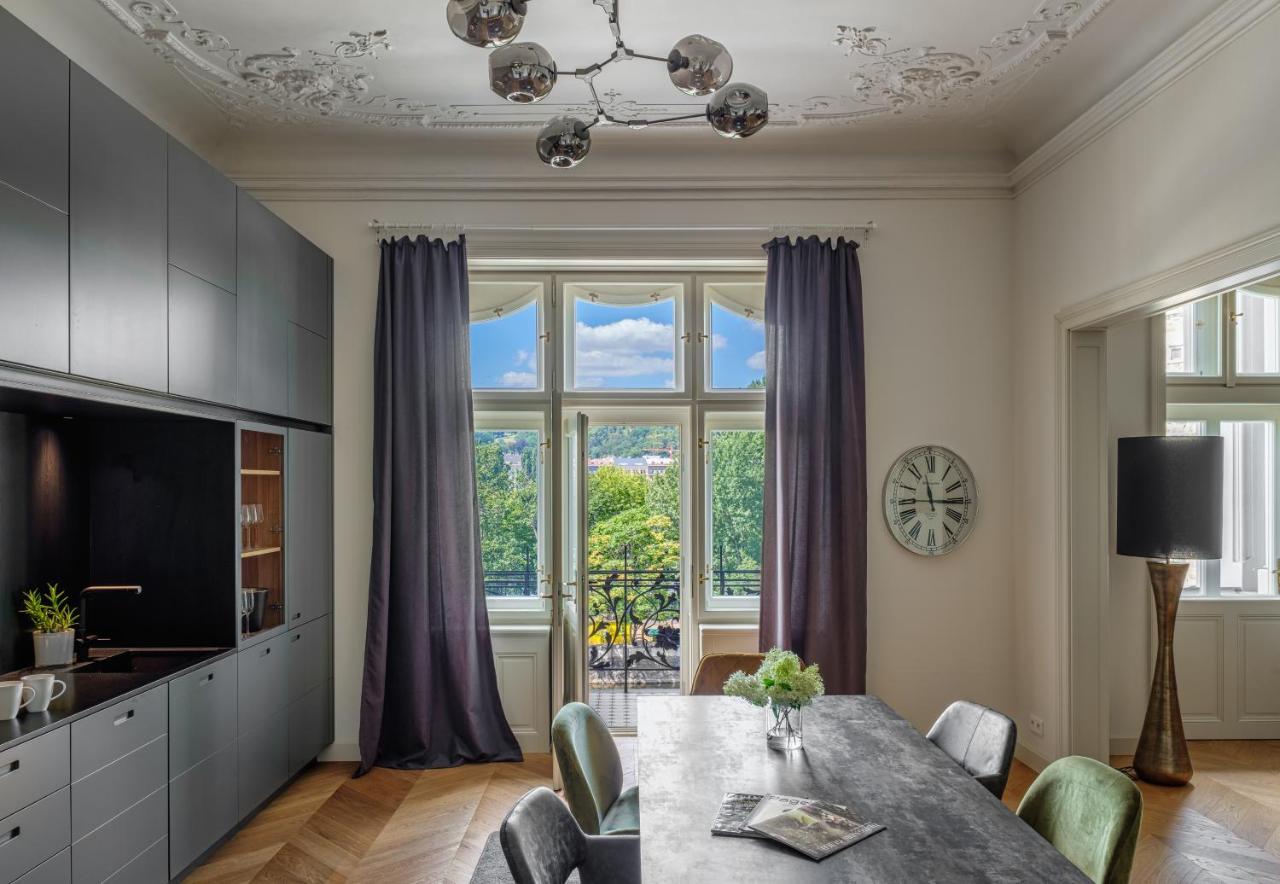 Mn6 Luxury By Adrez Apartment Prag