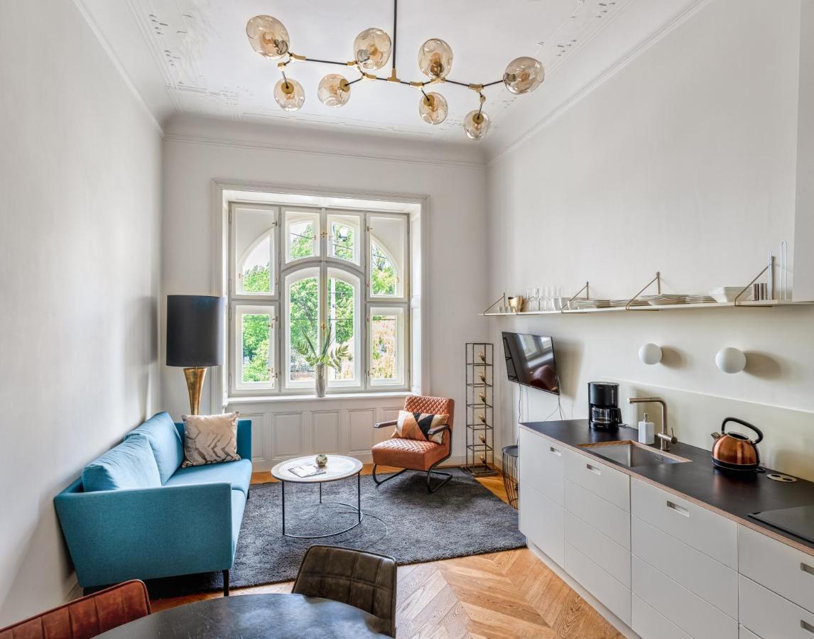 Mn6 Luxury By Adrez Apartment Prag